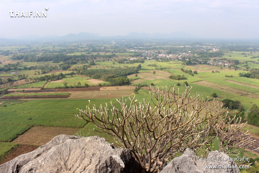 ถ้ำผาเจาะ จังหวัดหนองบัวลำภู ถ้ำผาเจาะ จังหวัดหนองบัวลำภู