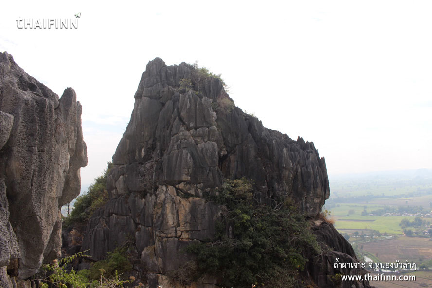 ถ้ำผาเจาะ จังหวัดหนองบัวลำภู ถ้ำผาเจาะ จังหวัดหนองบัวลำภู