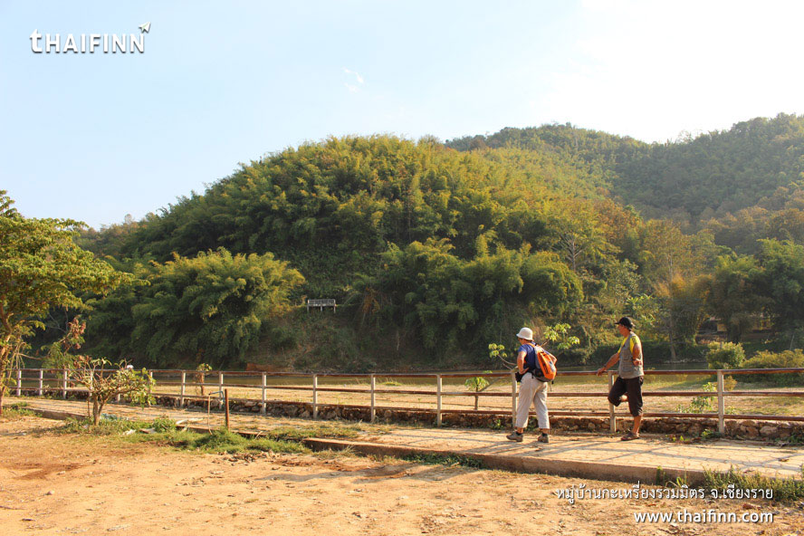 หมู่บ้านกะเหรี่ยงรวมมิตร จังหวัดเชียงราย หมู่บ้านกะเหรี่ยงรวมมิตร จังหวัดเชียงราย)