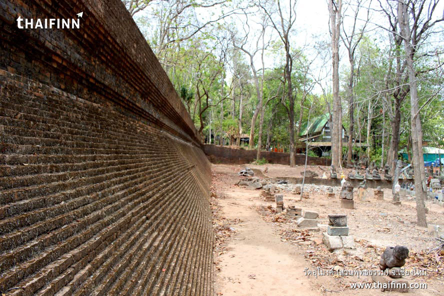 วัดอุโมงค์ (สวนพุทธธรรม) จังหวัดเชียงใหม่ วัดอุโมงค์ (สวนพุทธธรรม) จังหวัดเชียงใหม่)