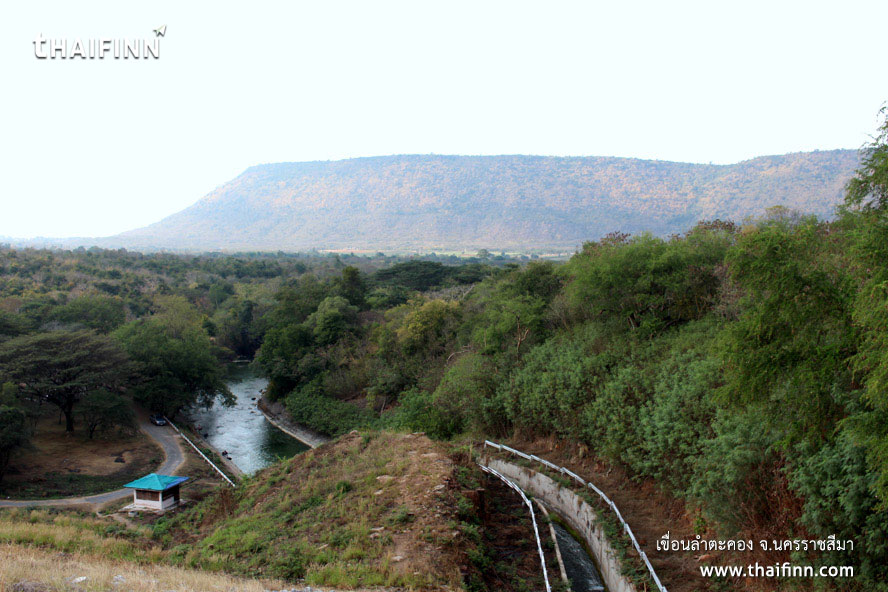 เขื่อนลำตะคอง จังหวัดนครราชสีมา เขื่อนลำตะคอง จังหวัดนครราชสีมา)