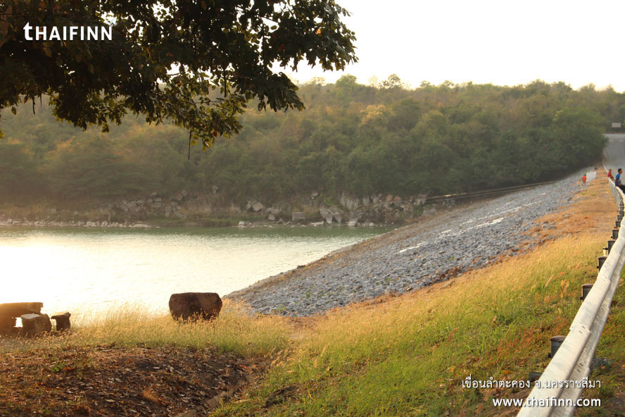 เขื่อนลำตะคอง จังหวัดนครราชสีมา เขื่อนลำตะคอง จังหวัดนครราชสีมา