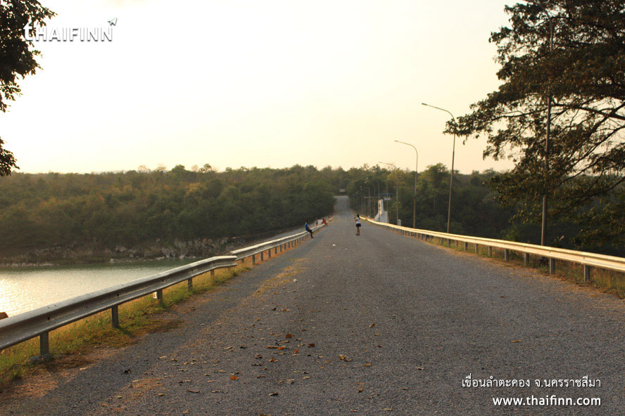 เขื่อนลำตะคอง จังหวัดนครราชสีมา เขื่อนลำตะคอง จังหวัดนครราชสีมา