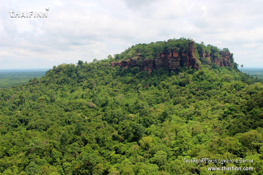 วัดเจติยาคีรีวิหาร (ภูทอก) จังหวัดบึงกาฬ วัดเจติยาคีรีวิหาร (ภูทอก) จังหวัดบึงกาฬ)