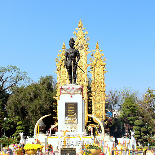 อนุสาวรีย์พ่อขุนเม็งรายมหาราช จ.เชียงราย